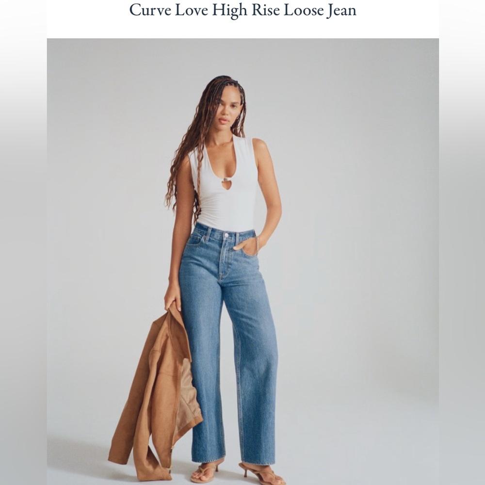 NWT Abercrombie & Fitch Curve Love High Rise Loose Jeans